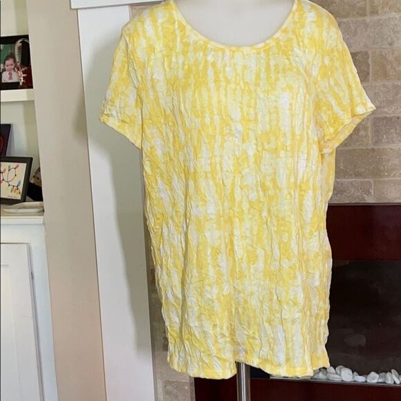 Zenergy by Chico’s yellow top - Picture 1 of 4